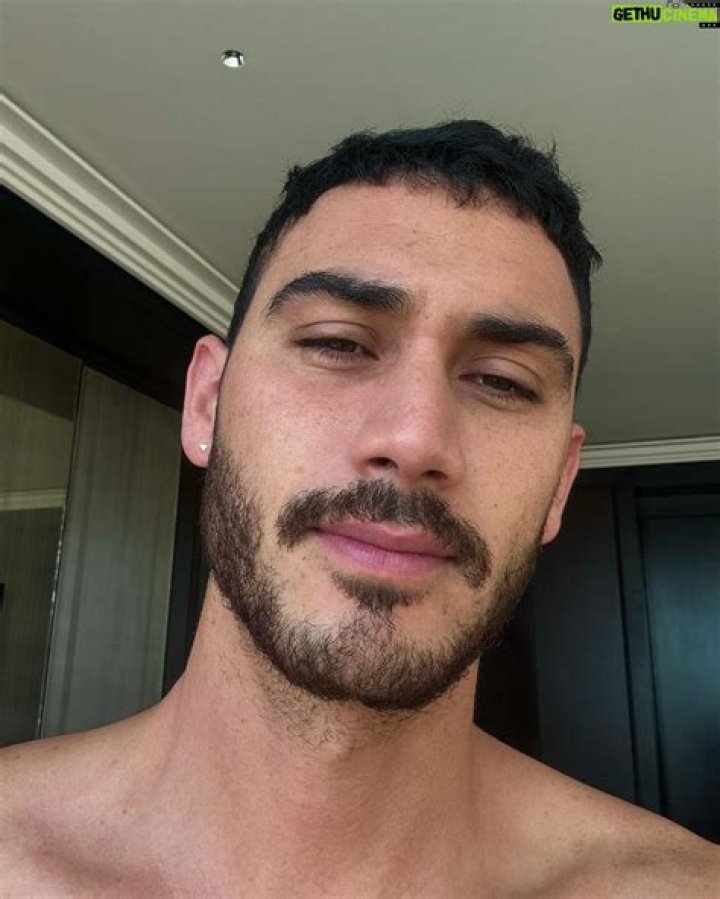 Alejandro Buitrago Biography - WebBlog