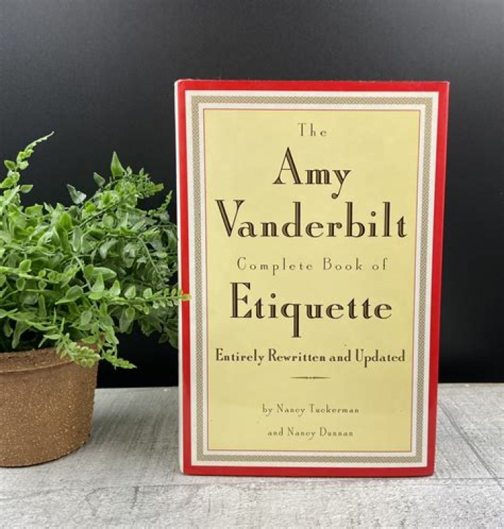 Amy Vanderbilt - BlogPaper