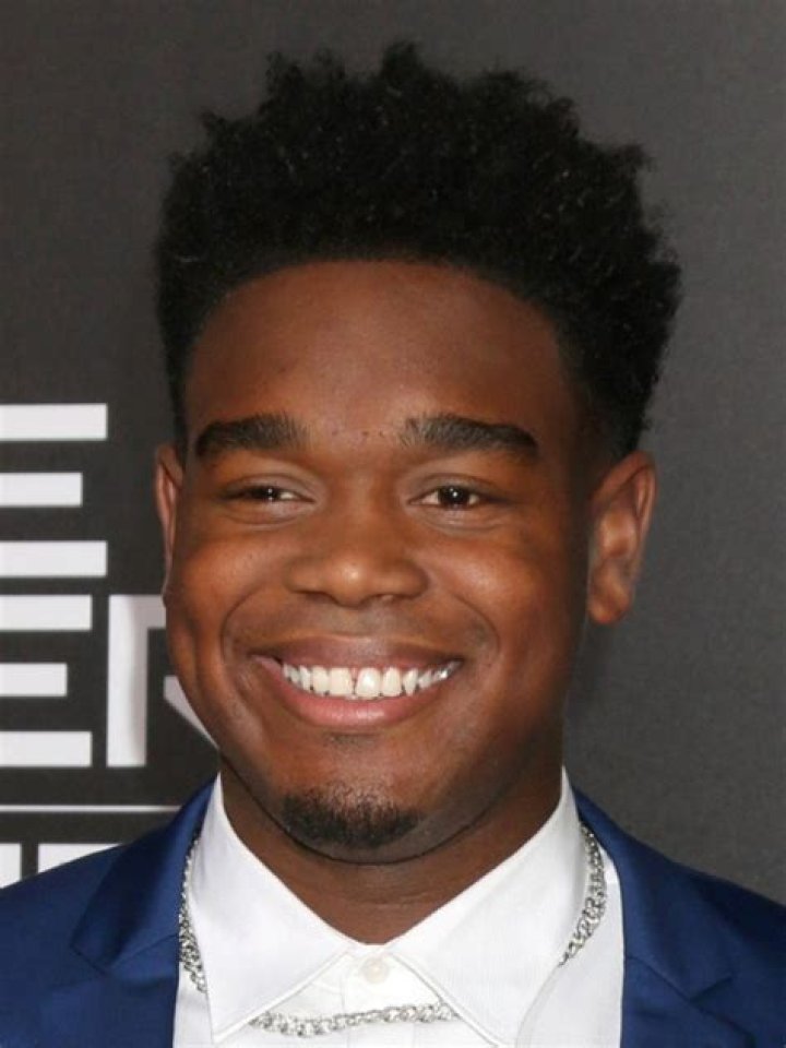 Dexter Darden ·