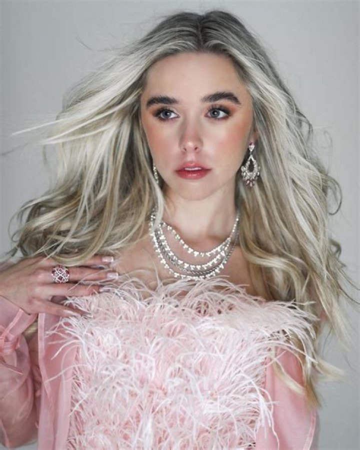 GleamVibe | Jenna Davis