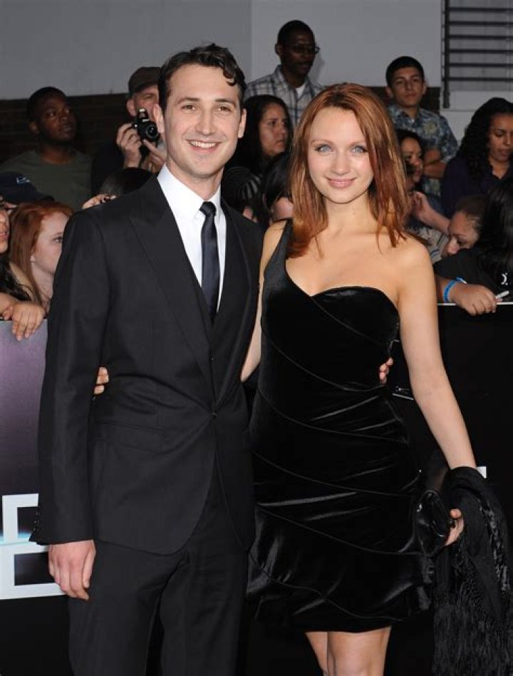 Is Rose Williams Married?