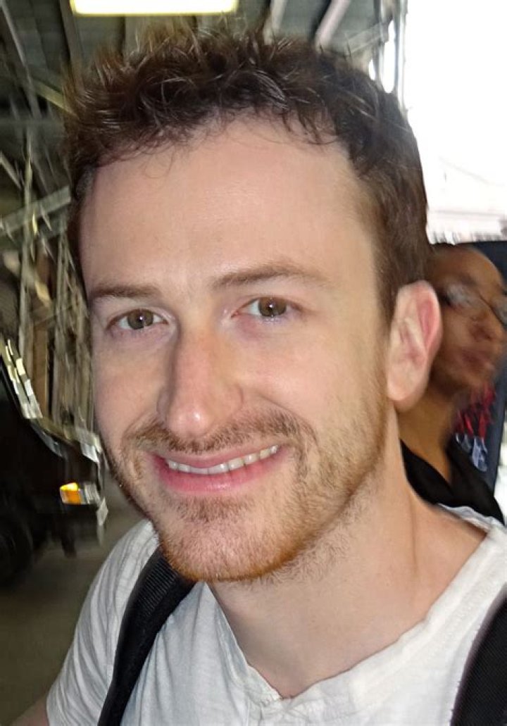 Joseph Mazzello Net Worth - ZoomVlog